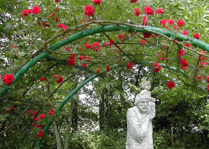 Oda ve Kahvaltı Malom Tanya Panzio *