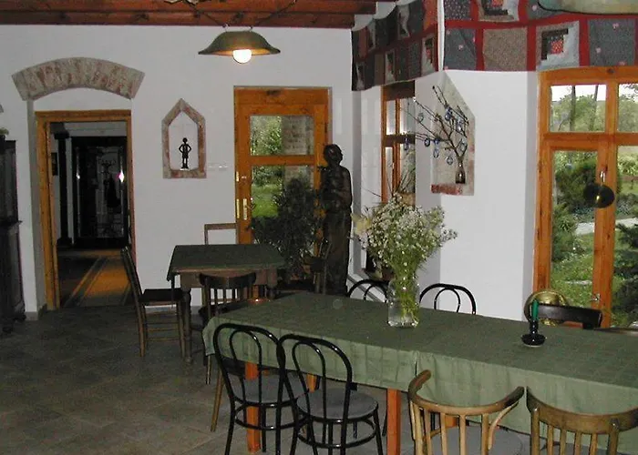 Oda ve Kahvaltı Malom Tanya Panzio *