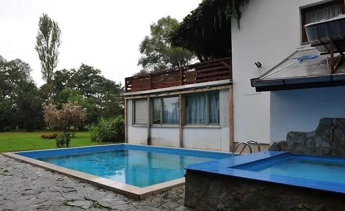 Malom Tanya Panzio Zalacséb